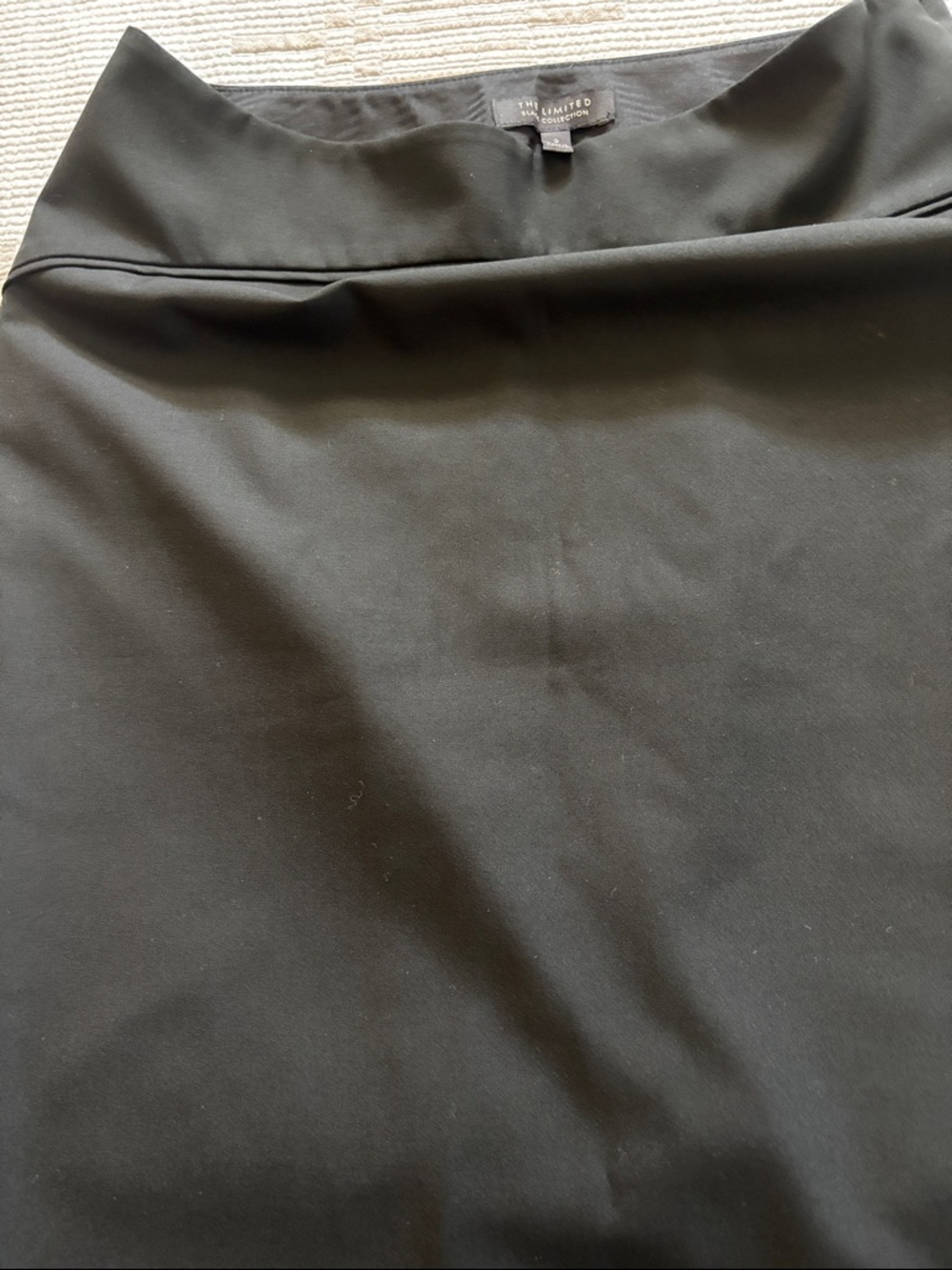 The Limited Black Pencil Skirt - Picture 2 of 6